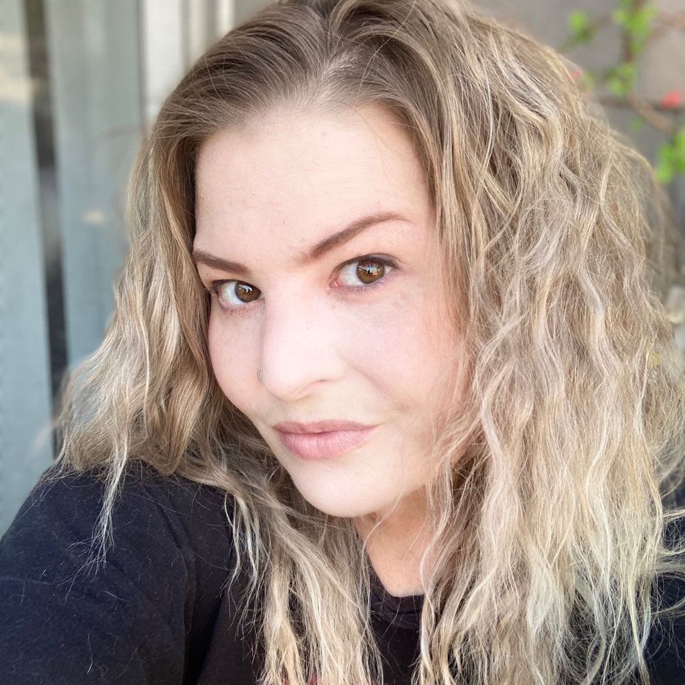 Hullo - Picture 5 of 7